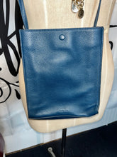 Load image into Gallery viewer, Leather Crossbody Bag
