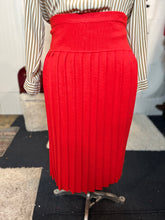 Load image into Gallery viewer, Vintage Pleated Skirt
