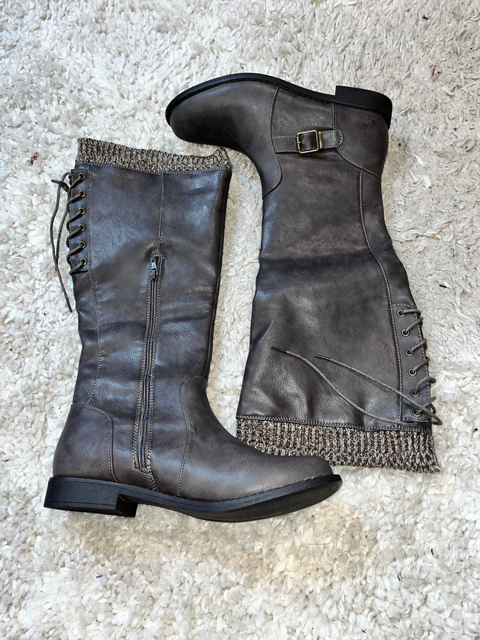 Gray “Pull Me On” Boots